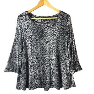 Roz & Ali leopard print top women’s 2X Long sleeve flowy Lightweight Tunic